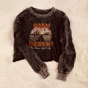 Palm desert medium cropped black long sleeve tee